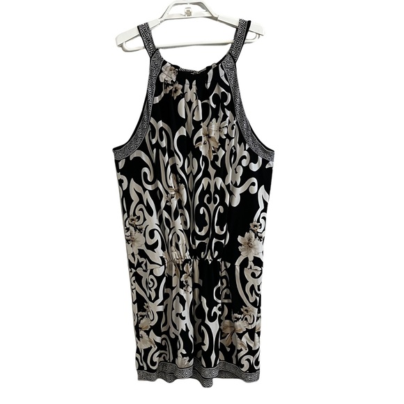 White House Black Market Dresses & Skirts - White House Black Market Scroll Floral Tunic Dress